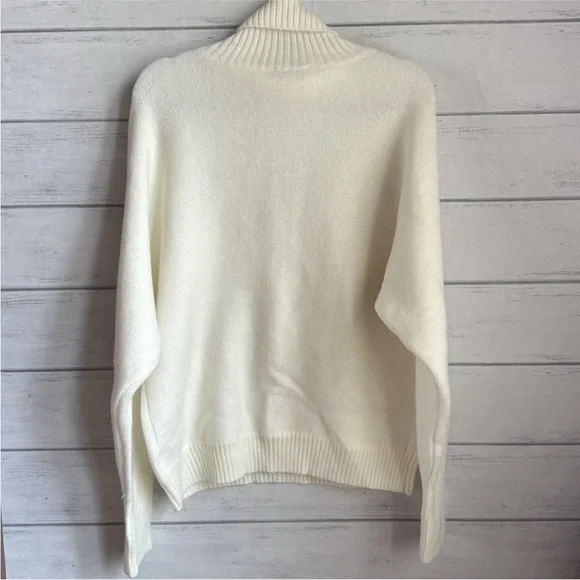 GILLI The Fa La La White & Black Turtleneck Sweater - Picture 4 of 8